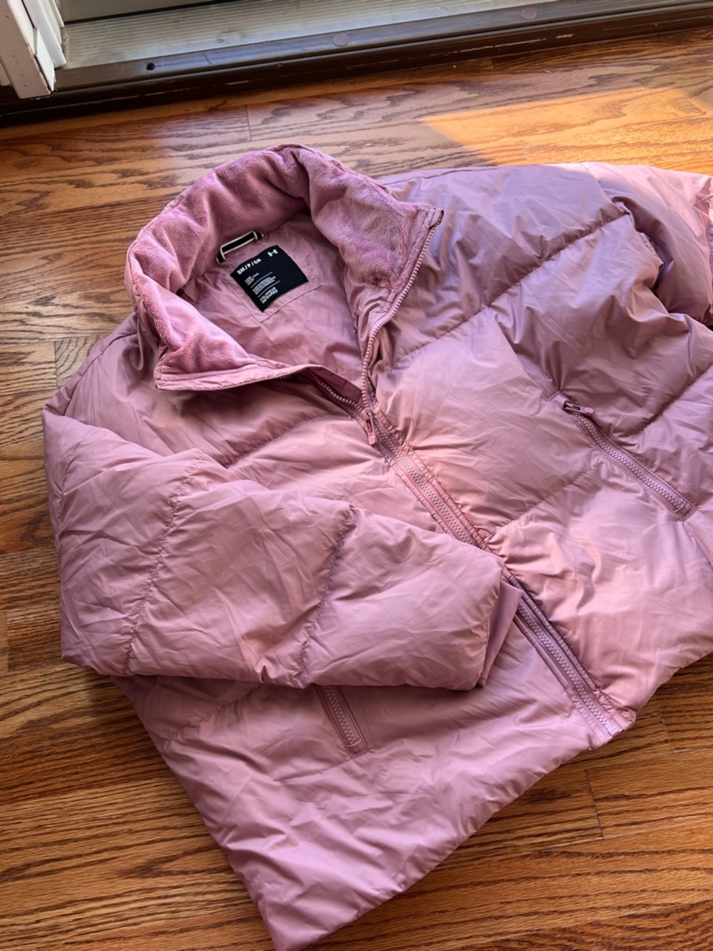 New Under Armour Women’s Pink Lightweight Cropped Puffer Jacket - Small
